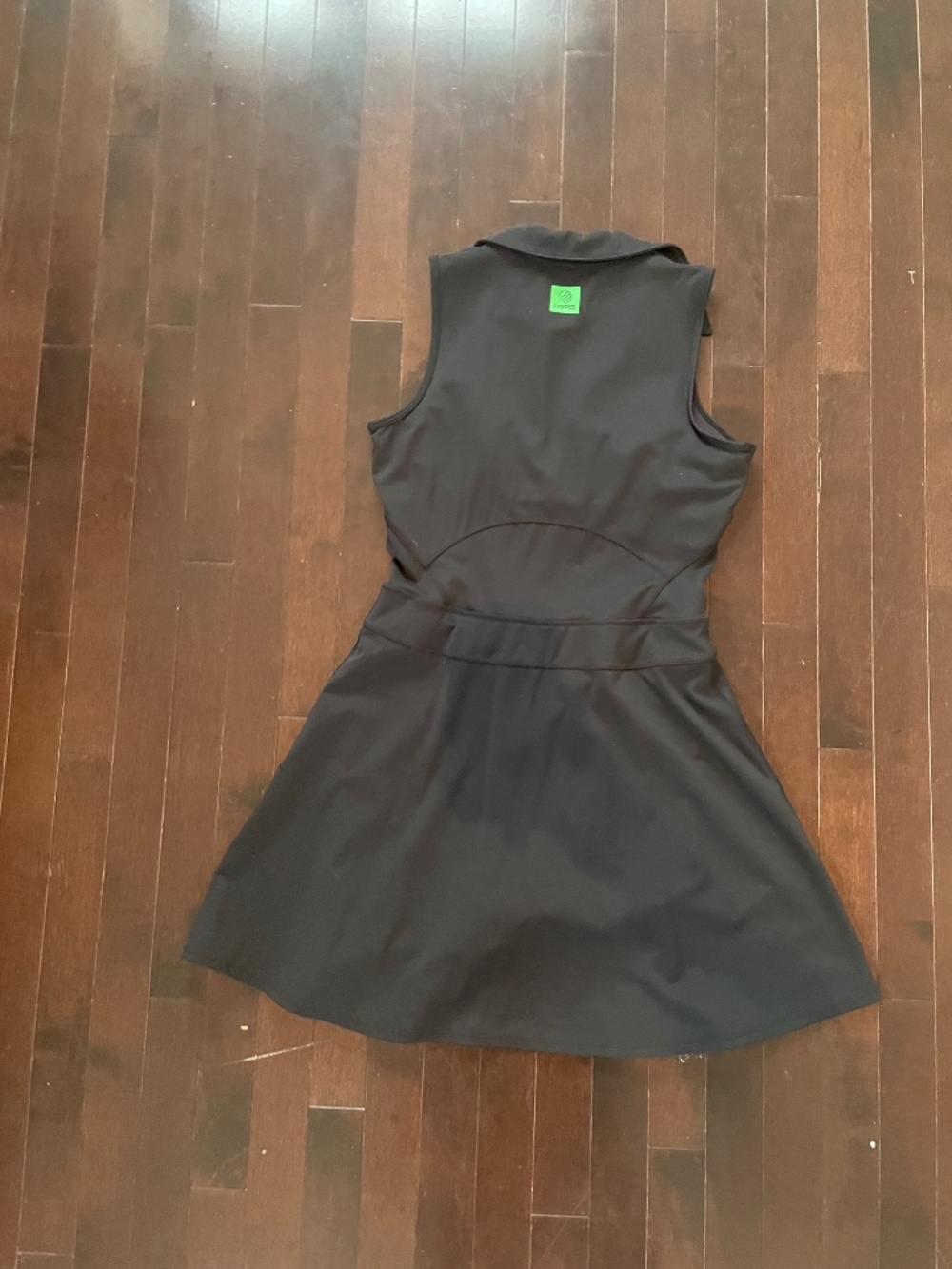 MPG Sport Golf/Tennis Dress - Picture 6 of 7